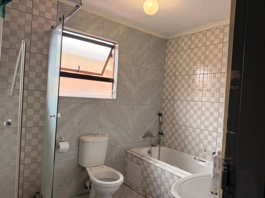 3 Bedroom Property for Sale in Tlhabane West North West